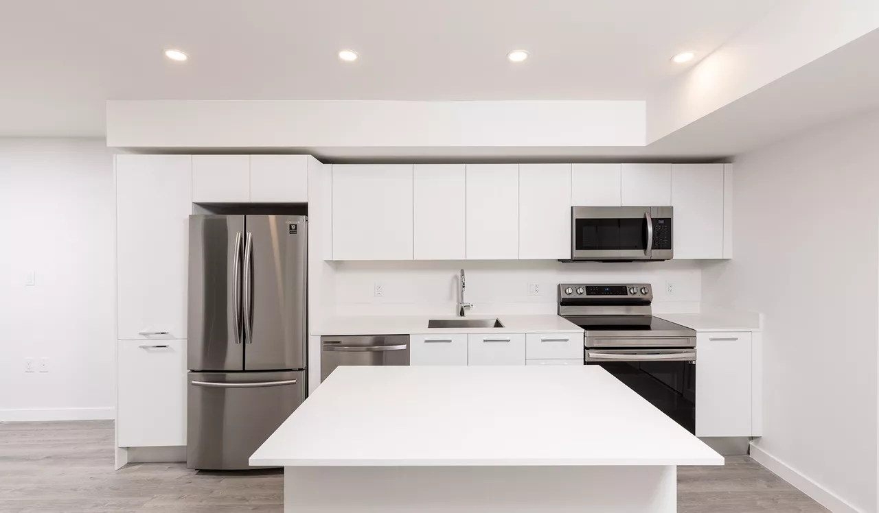 Flamingo Point - Miami, FL - The Horizon Interior Kitchen