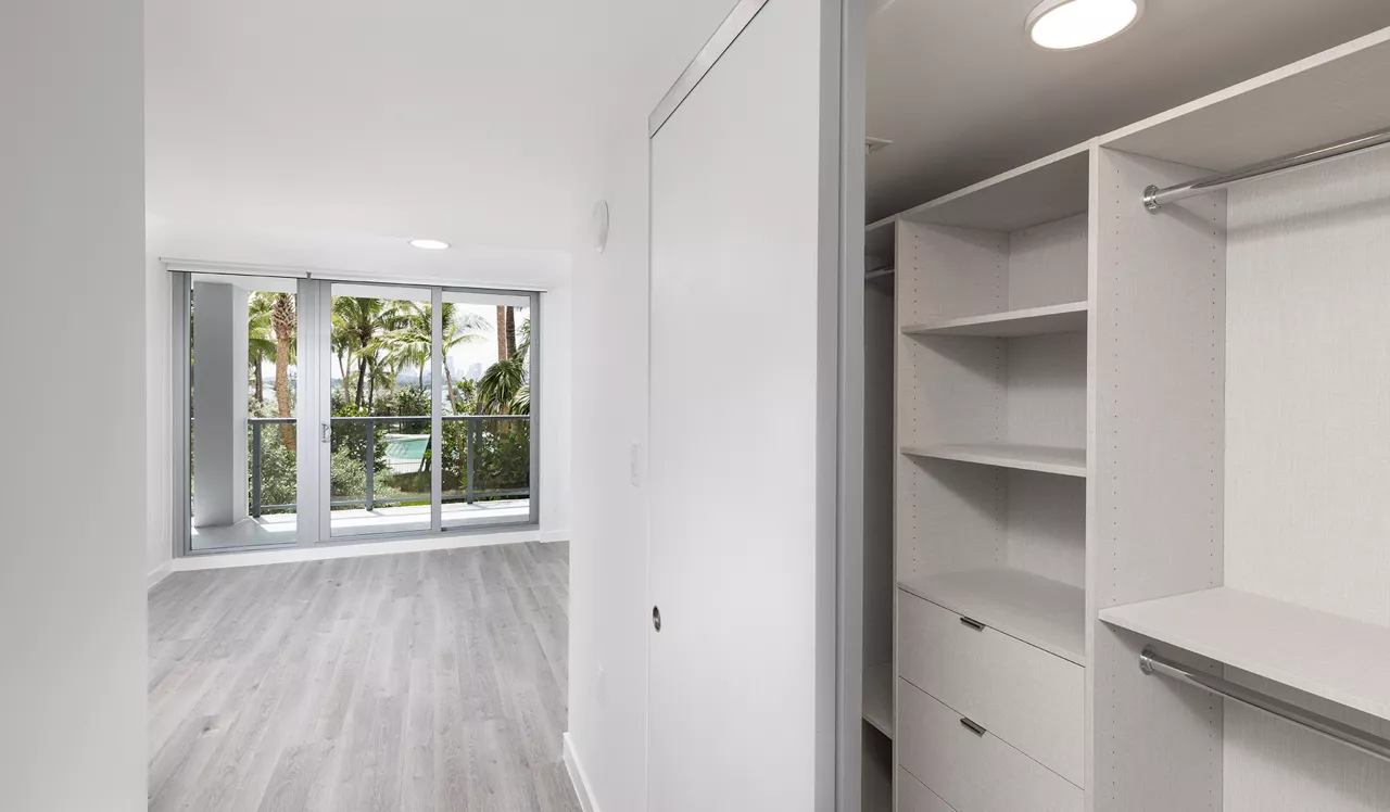 Flamingo Point - Miami, FL -  The Horizon Interior Bedroom
