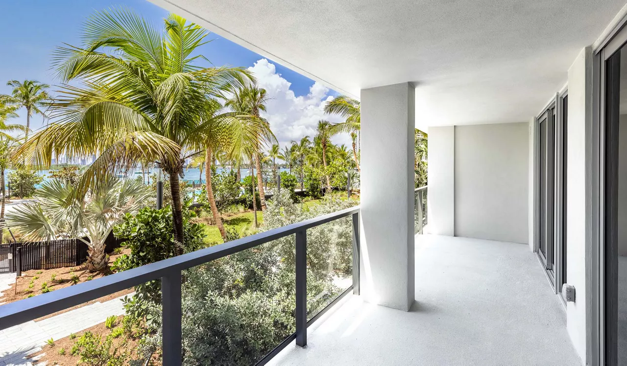 Flamingo Point - Miami, FL - The Horizon balcony