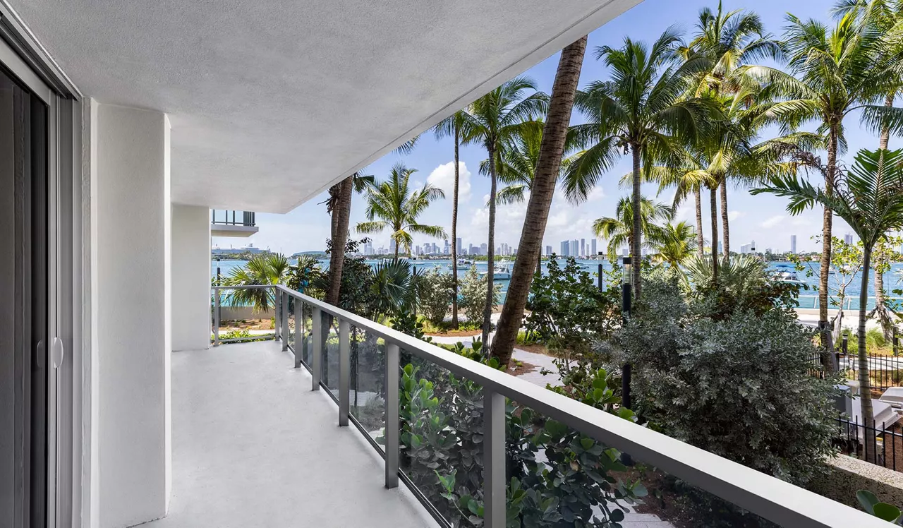 Flamingo Point - Miami, FL - The Horizon balcony