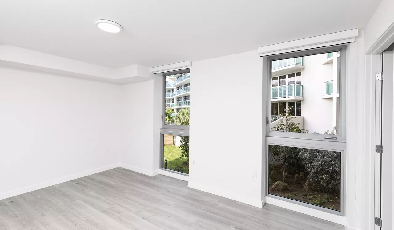Flamingo Point - Miami, FL - The Horizon 1Q Bedroom