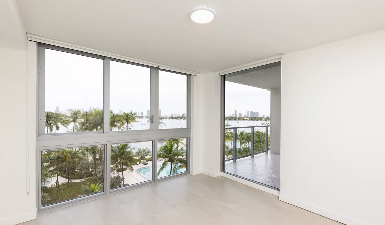 Flamingo Point - Miami, FL - Bedroom