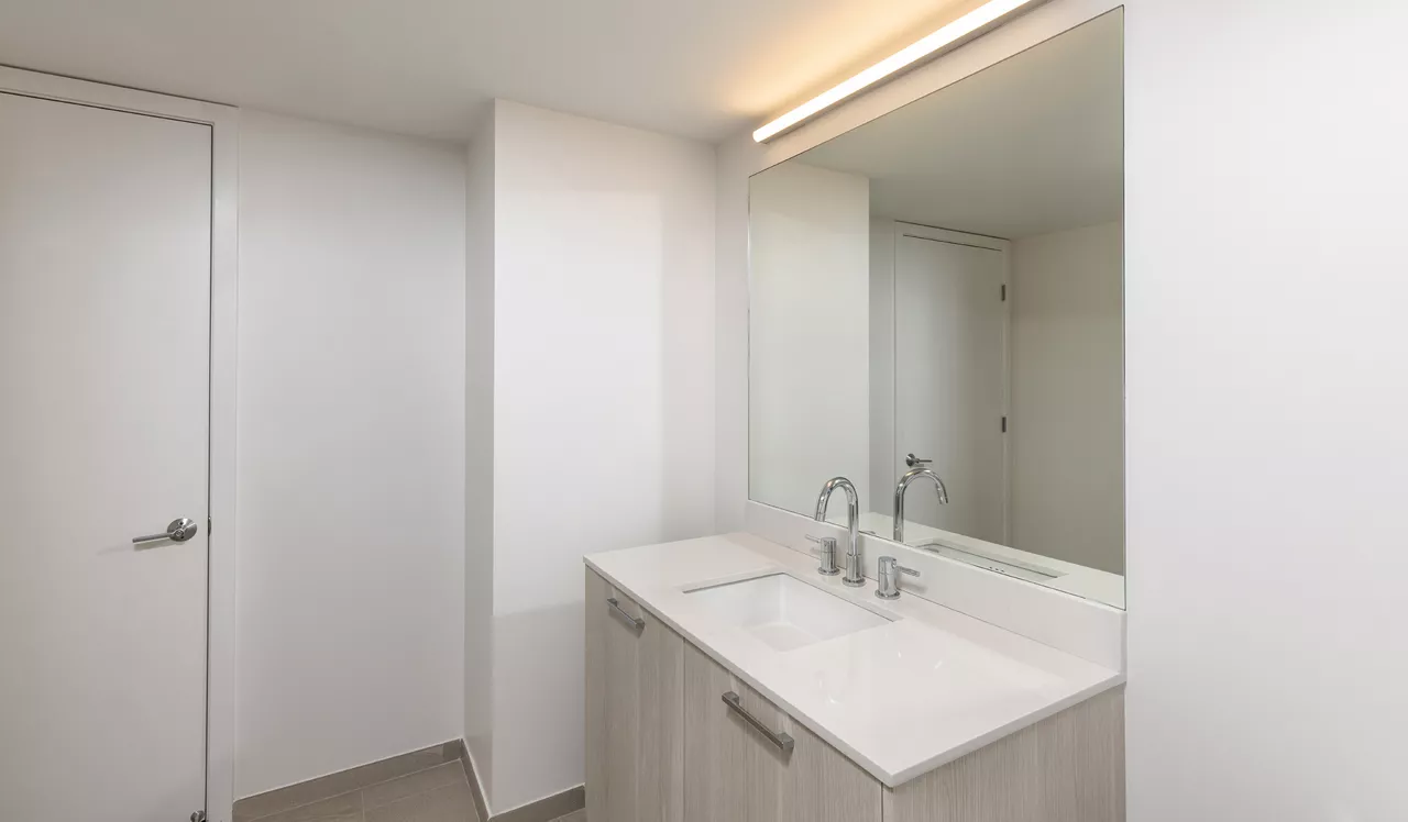Flamingo Point - Miami, FL - Bathroom