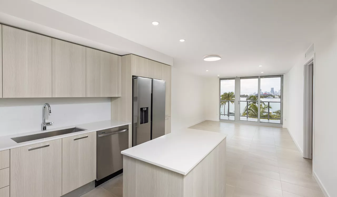 Flamingo Point - Miami, FL - Sunset Villas 2K Kitchen