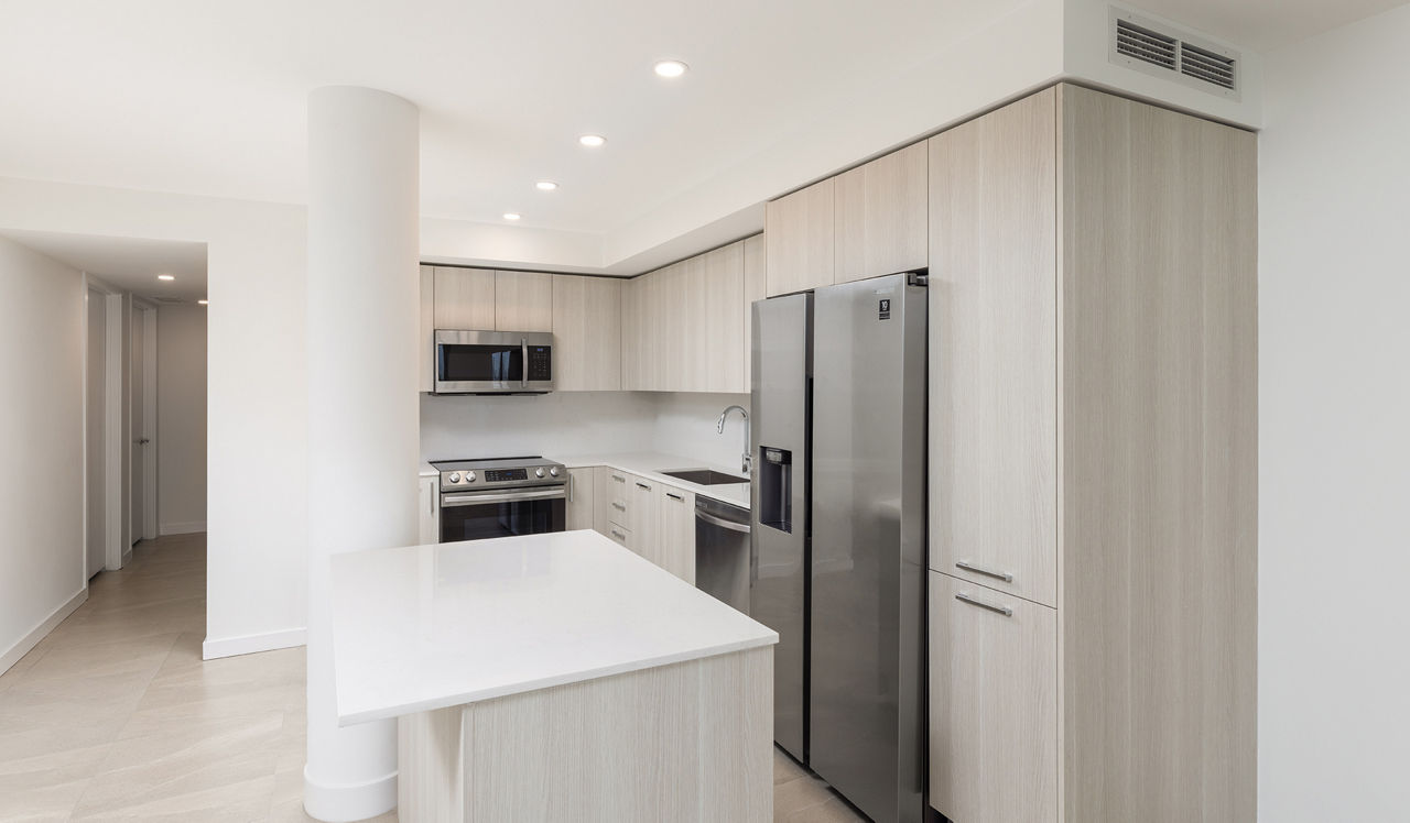 Flamingo Point - Miami, FL - Kitchen