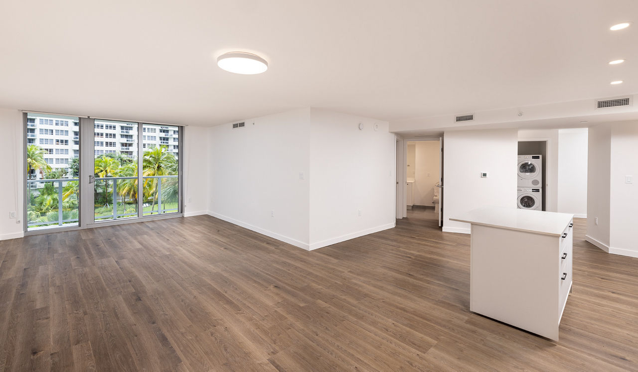 Flamingo Point - Miami, FL - Interior