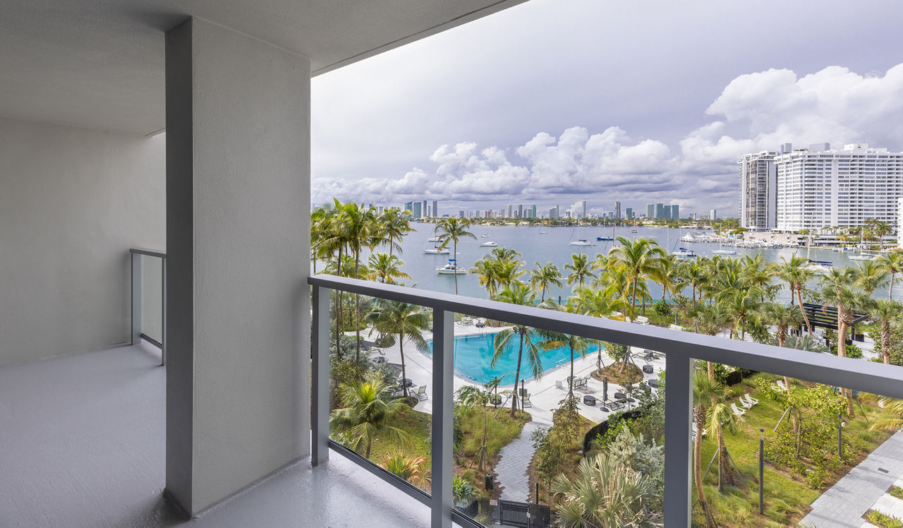 Flamingo Point - Miami, FL - Living Room