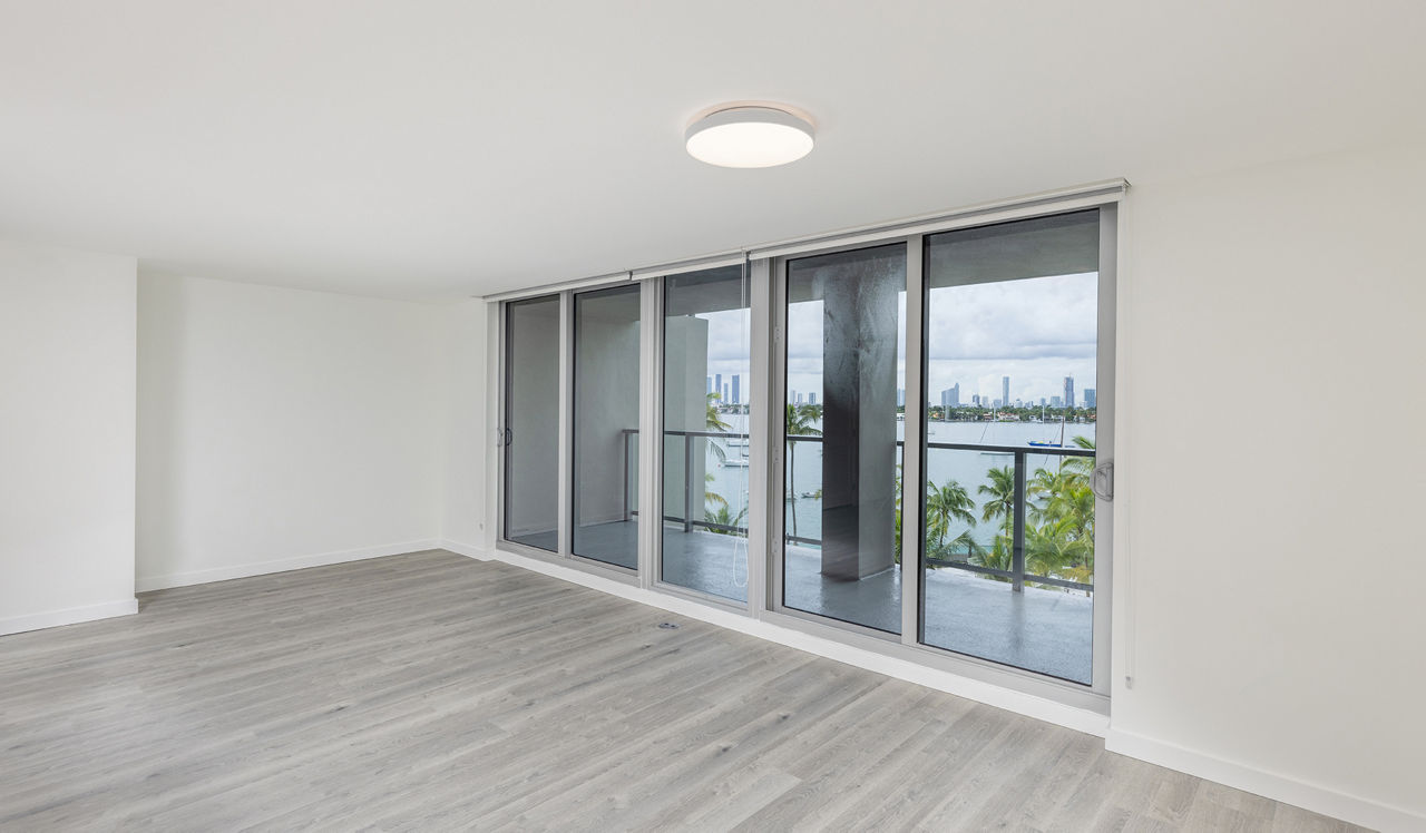 Flamingo Point - Miami, FL - Living Room