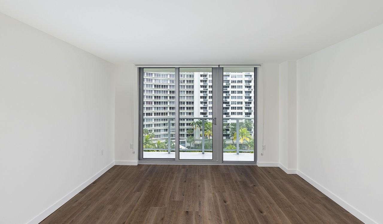 Flamingo Point - Miami, FL - Living Room