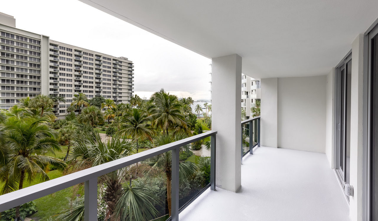 Flamingo Point - Miami, FL - Balcony