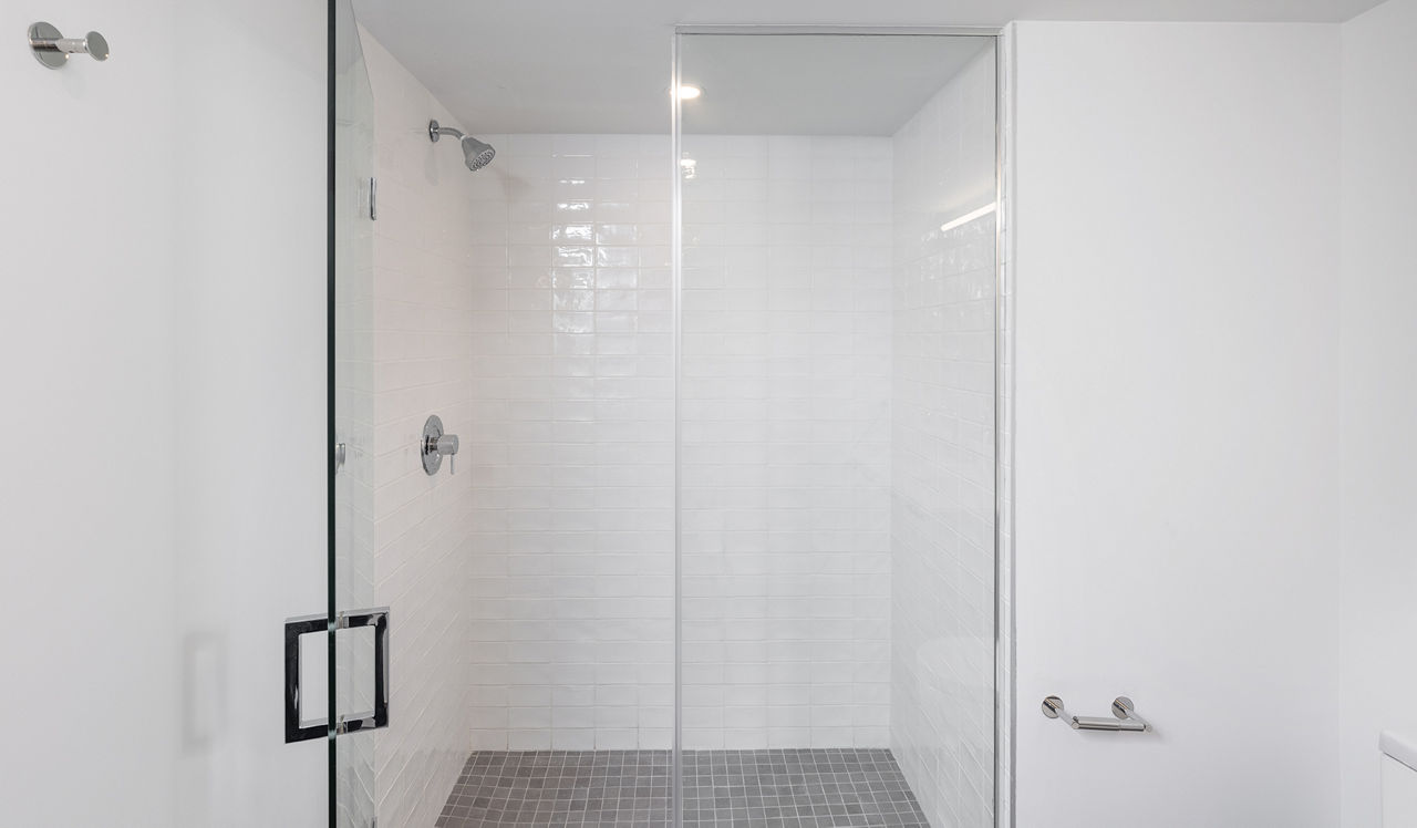 Flamingo Point - Miami, FL - Bathroom