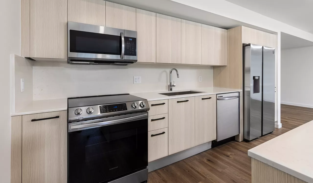Flamingo Point - Miami, FL - Kitchen
