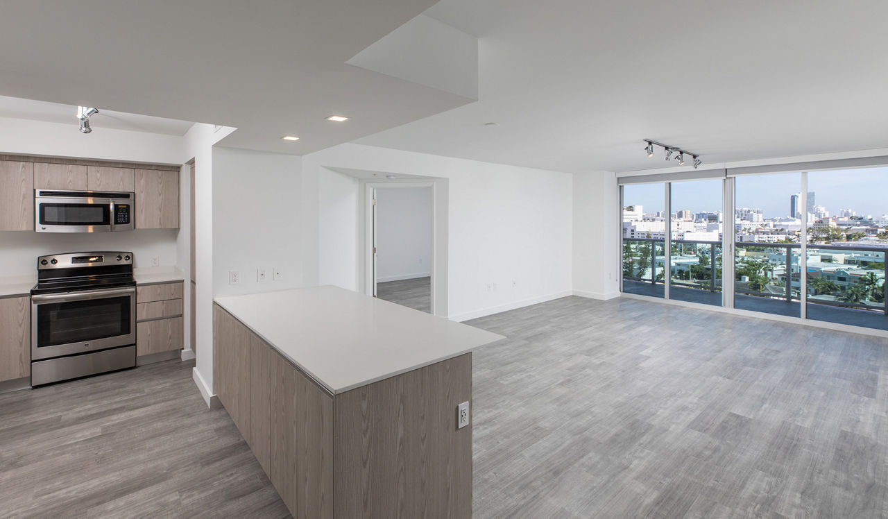 Flamingo South Beach - Miami Beach, FL - Living Room