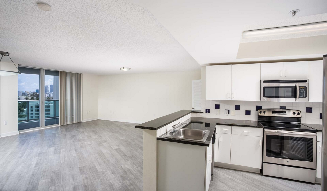 Flamingo South Beach - Apartments in Miami, FL - Home