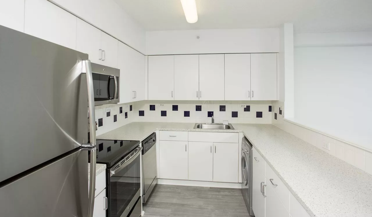 Flamingo South Beach - Miami, FL - Interior Kitchen