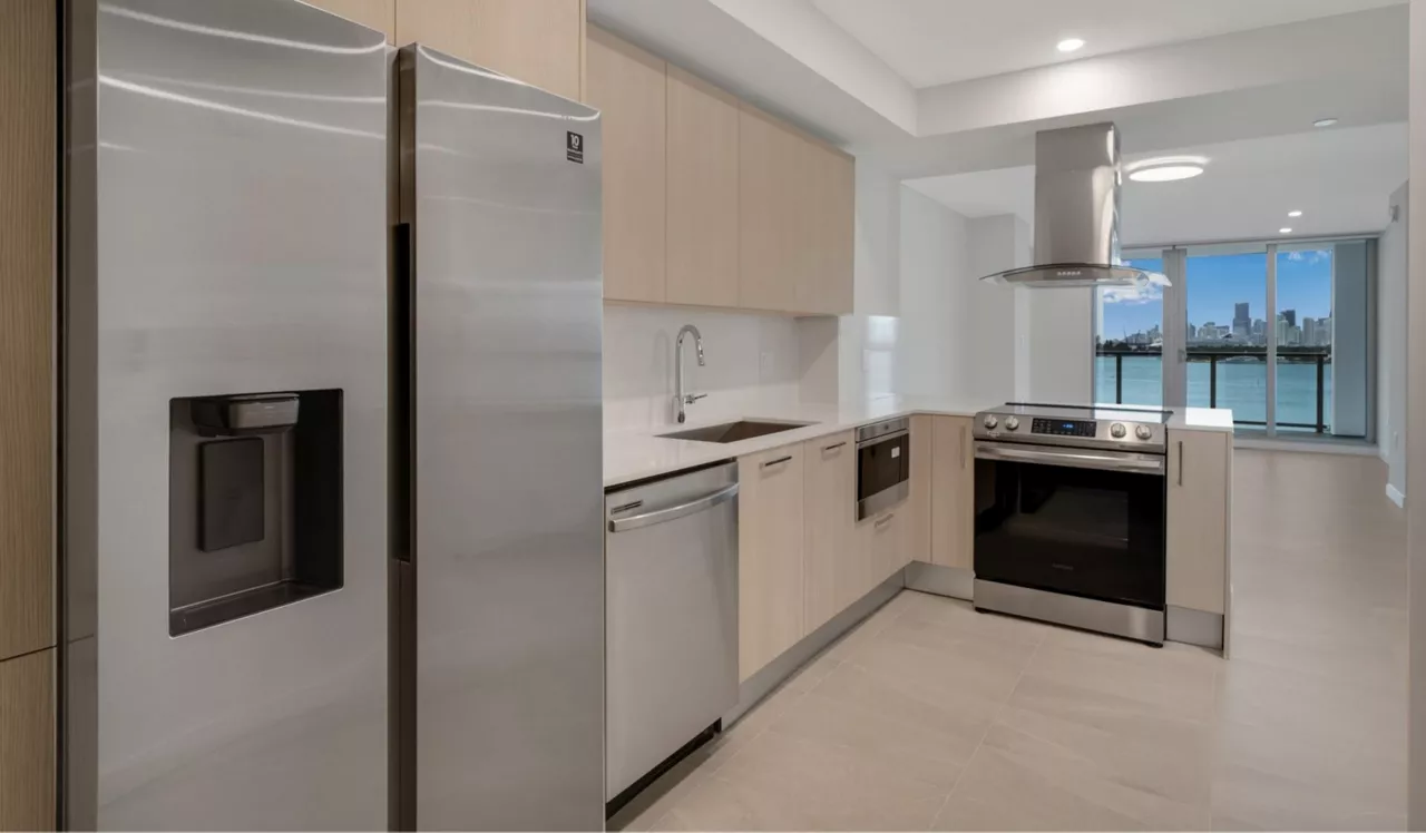 Flamingo Point - Miami, FL - Sunset Villas 2D