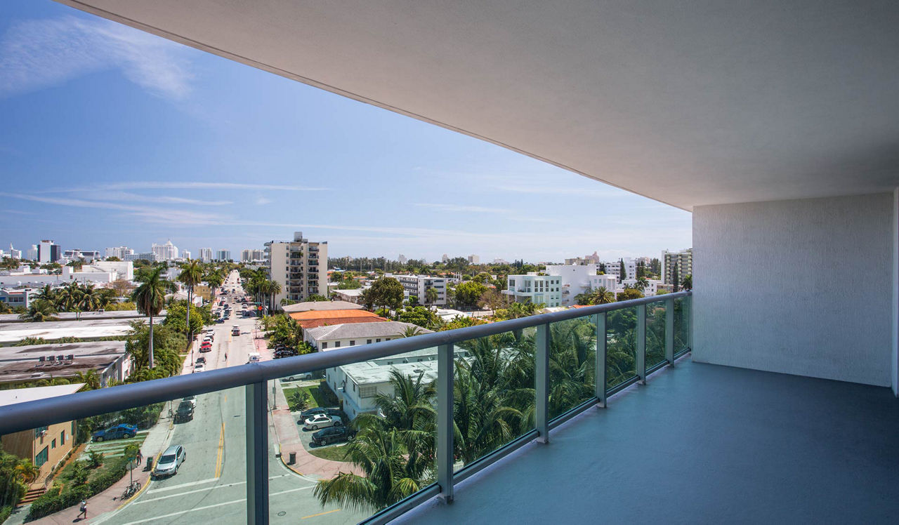 Flamingo South Beach - Miami, FL - Balcony