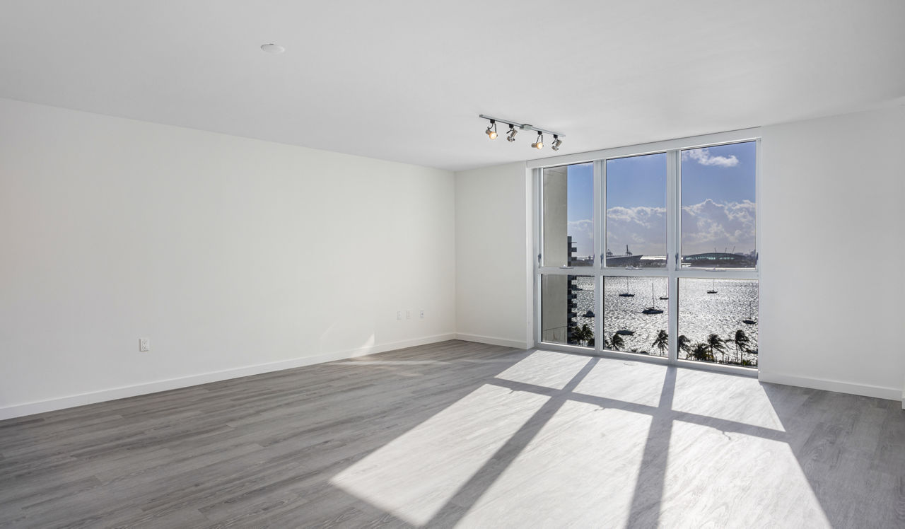 Flamingo Point - Miami, FL - Living Room