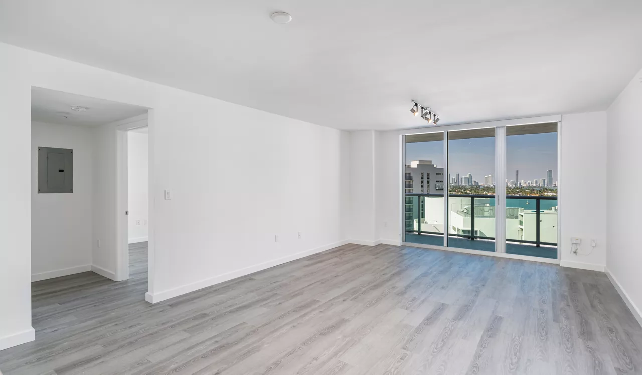 Flamingo South Beach - Miami, FL - Living Room