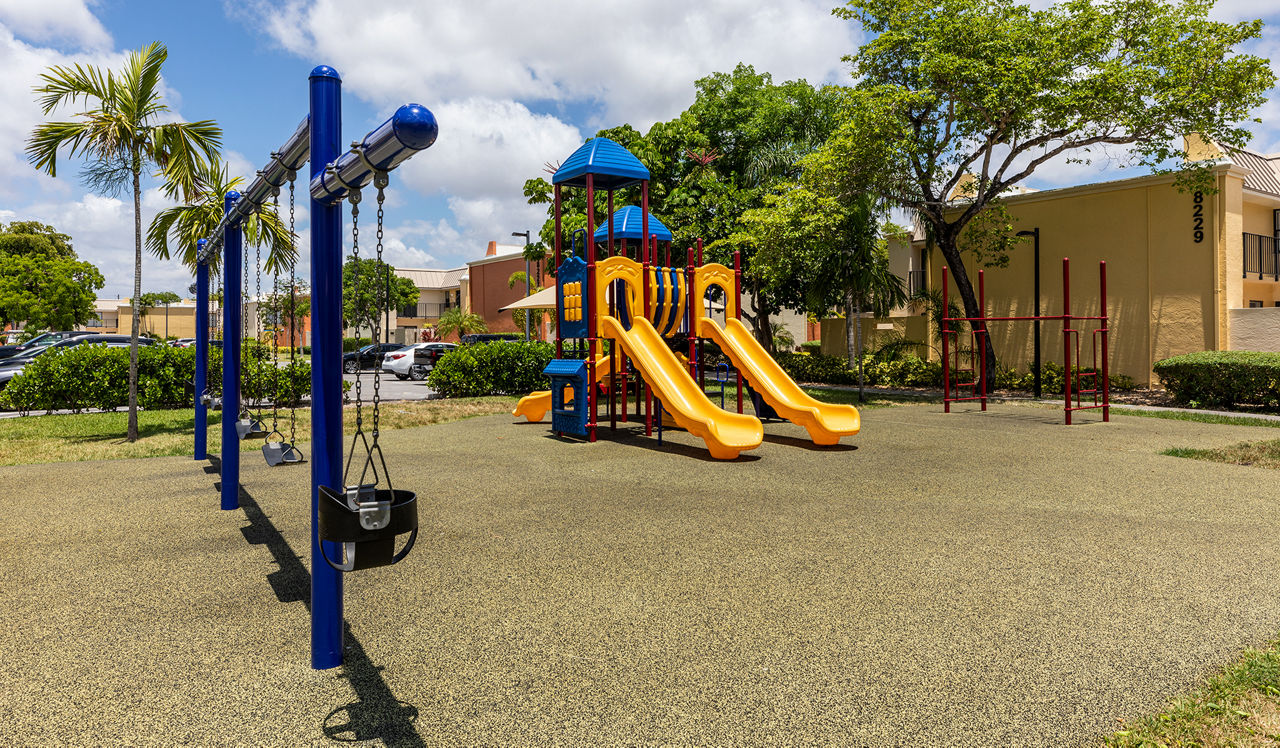 Four Quarters - Miami, FL - playground