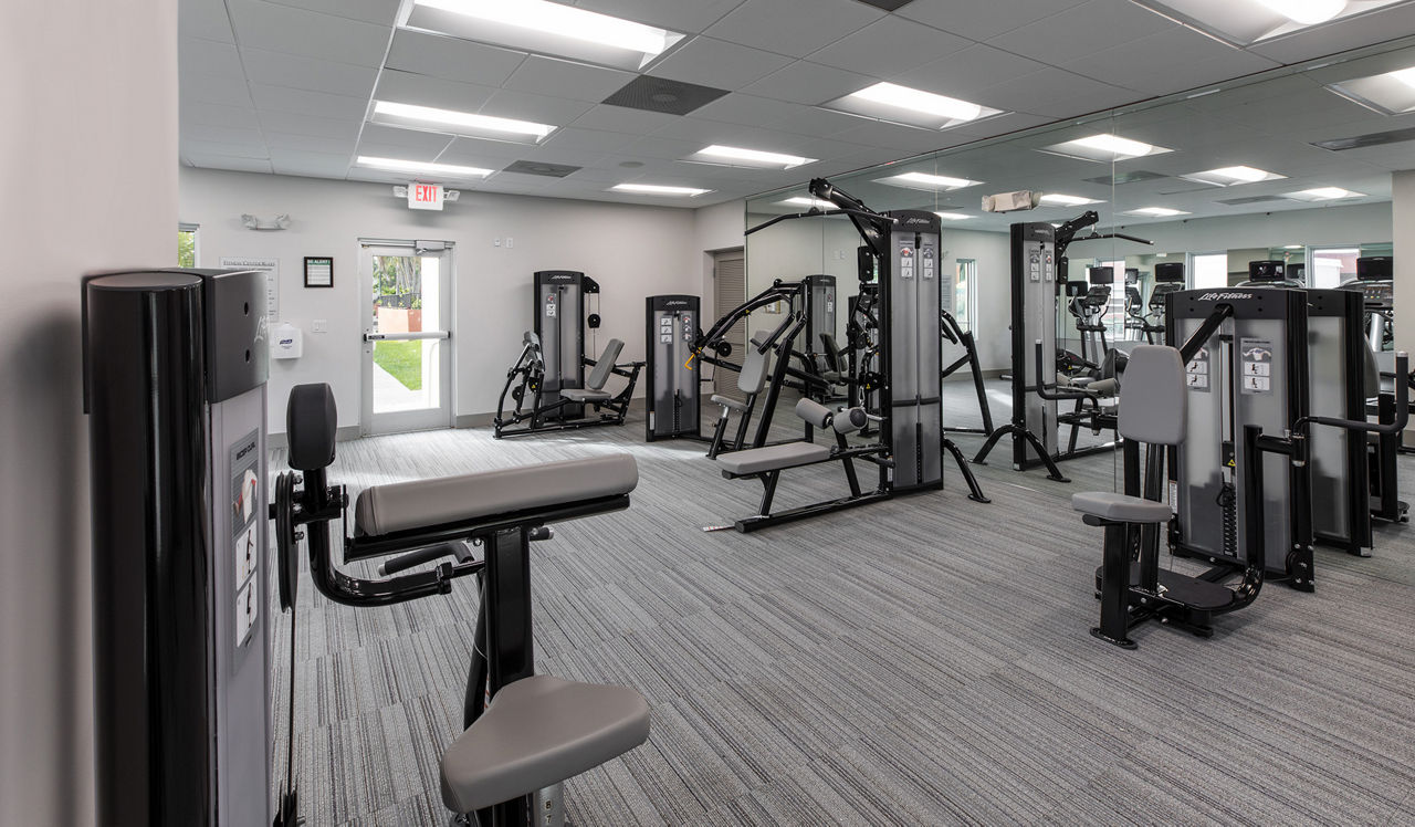 Four Quarters - Miami, FL - Fitness Center