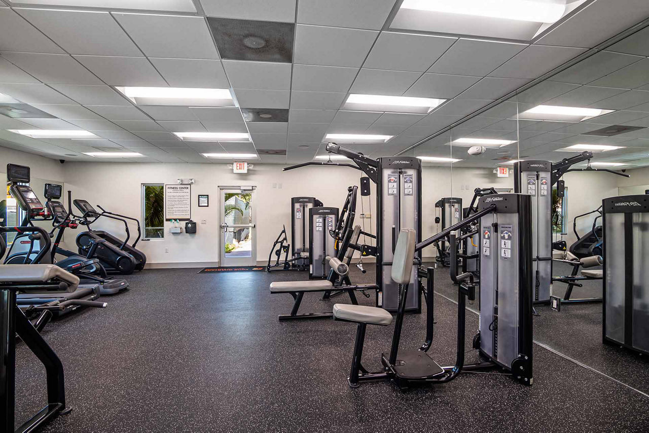 Four Quarters - Miami, FL - gym