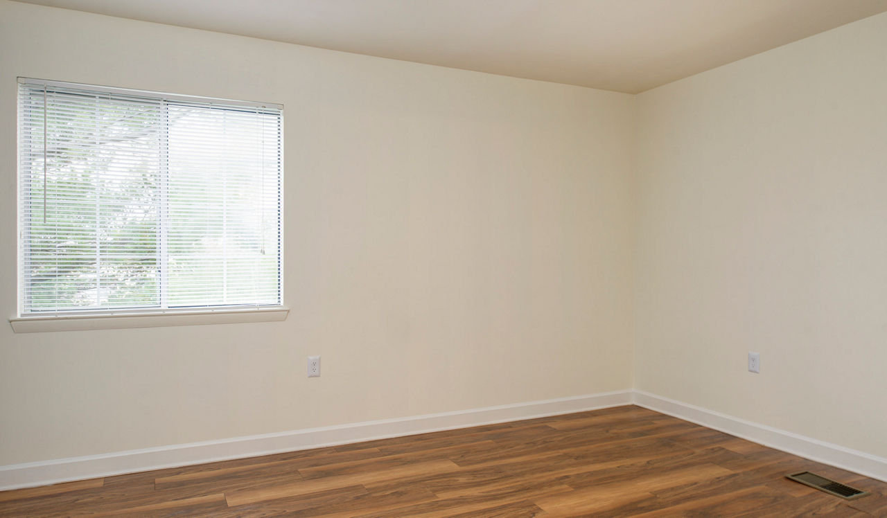 Foxchase - Alexandria, VA - Bedroom