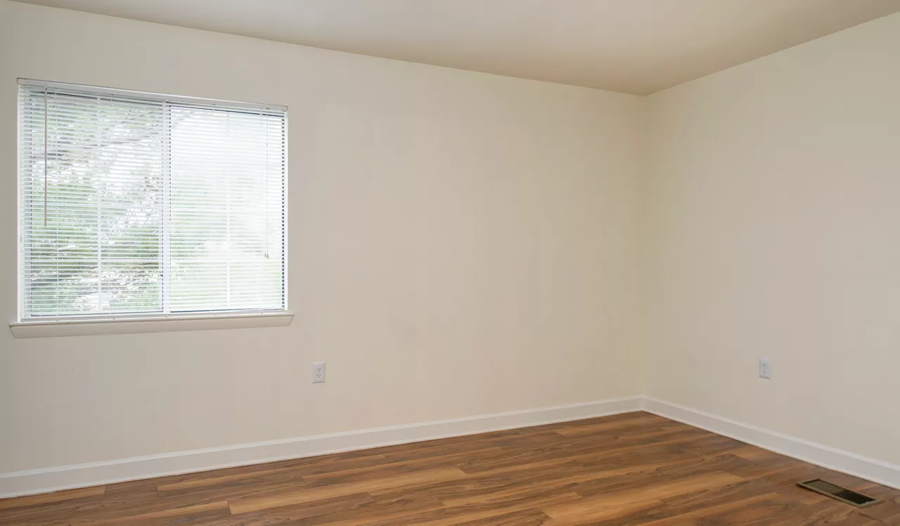 Foxchase - Alexandria, VA - Bedroom
