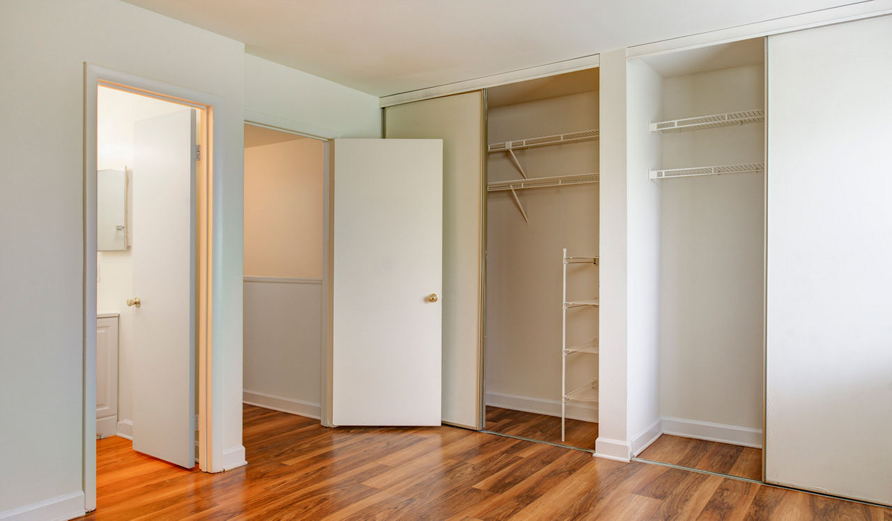 Foxchase - Alexandria, VA - Bedroom