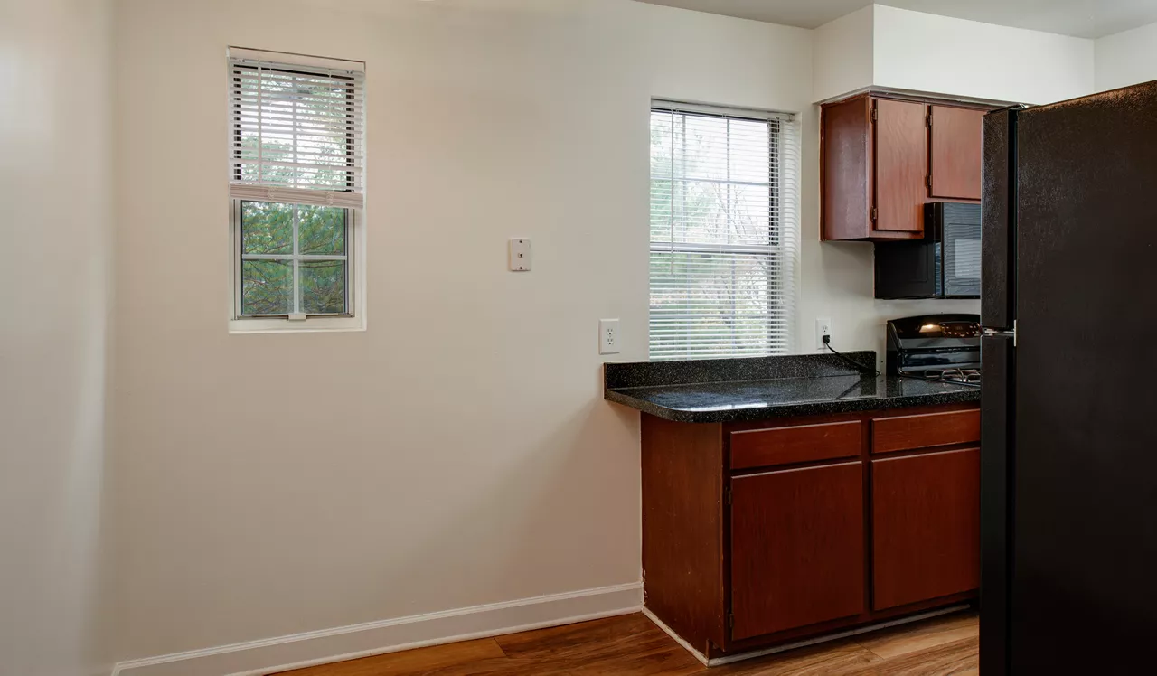 Foxchase - Alexandria, VA - Kitchen