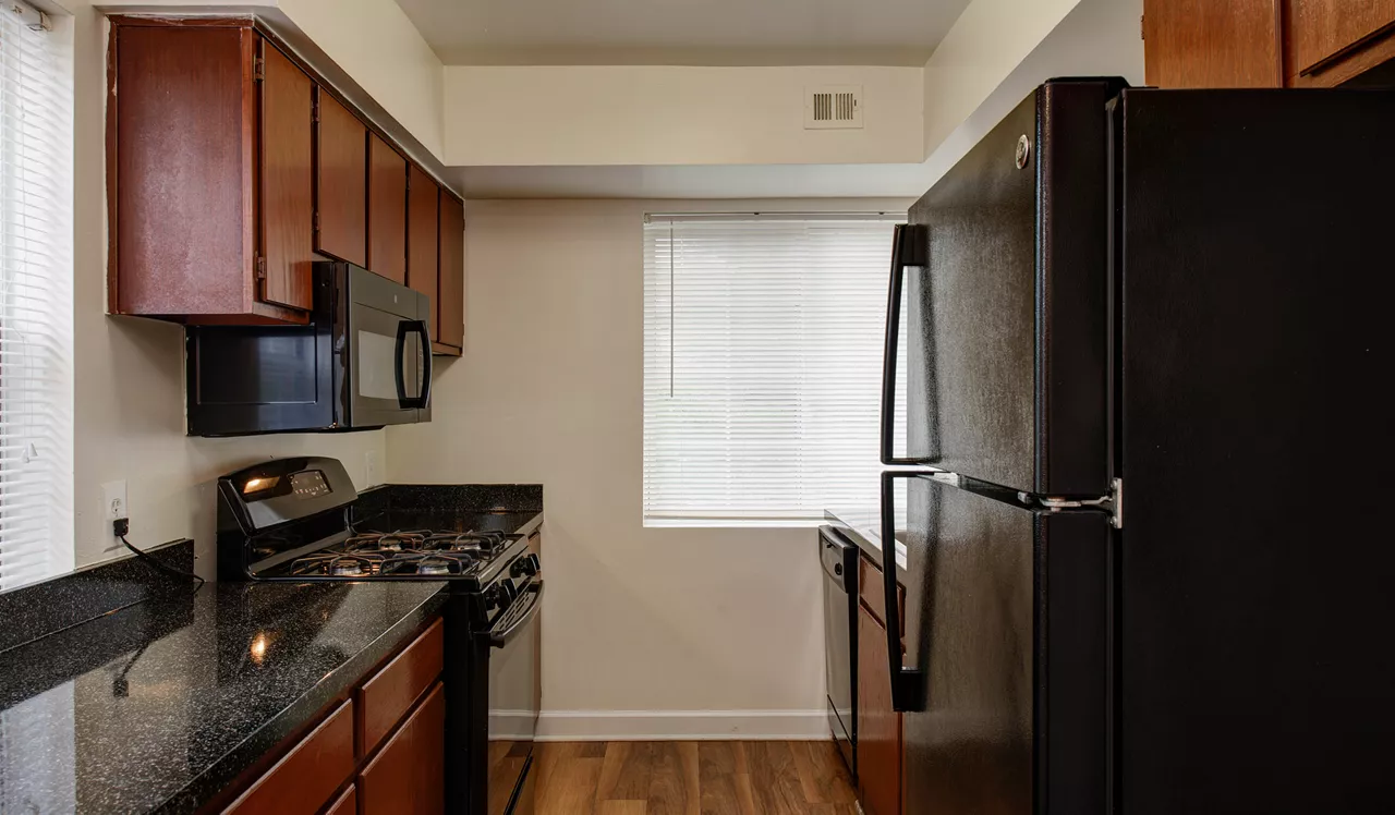 Foxchase - Alexandria, VA - Kitchen