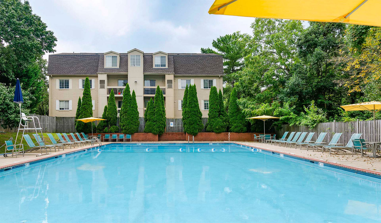 Foxchase - Alexandria VA - pool