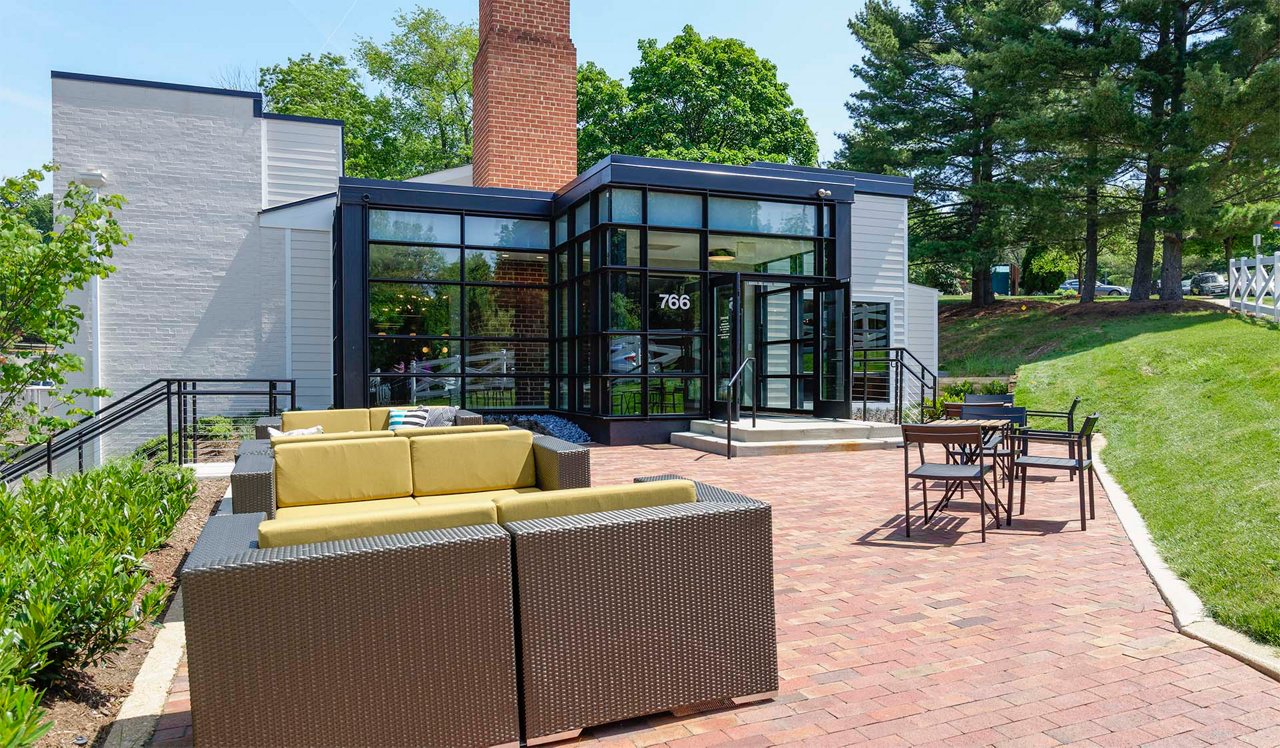 Foxchase Apartments Alexandria, VA Gallery