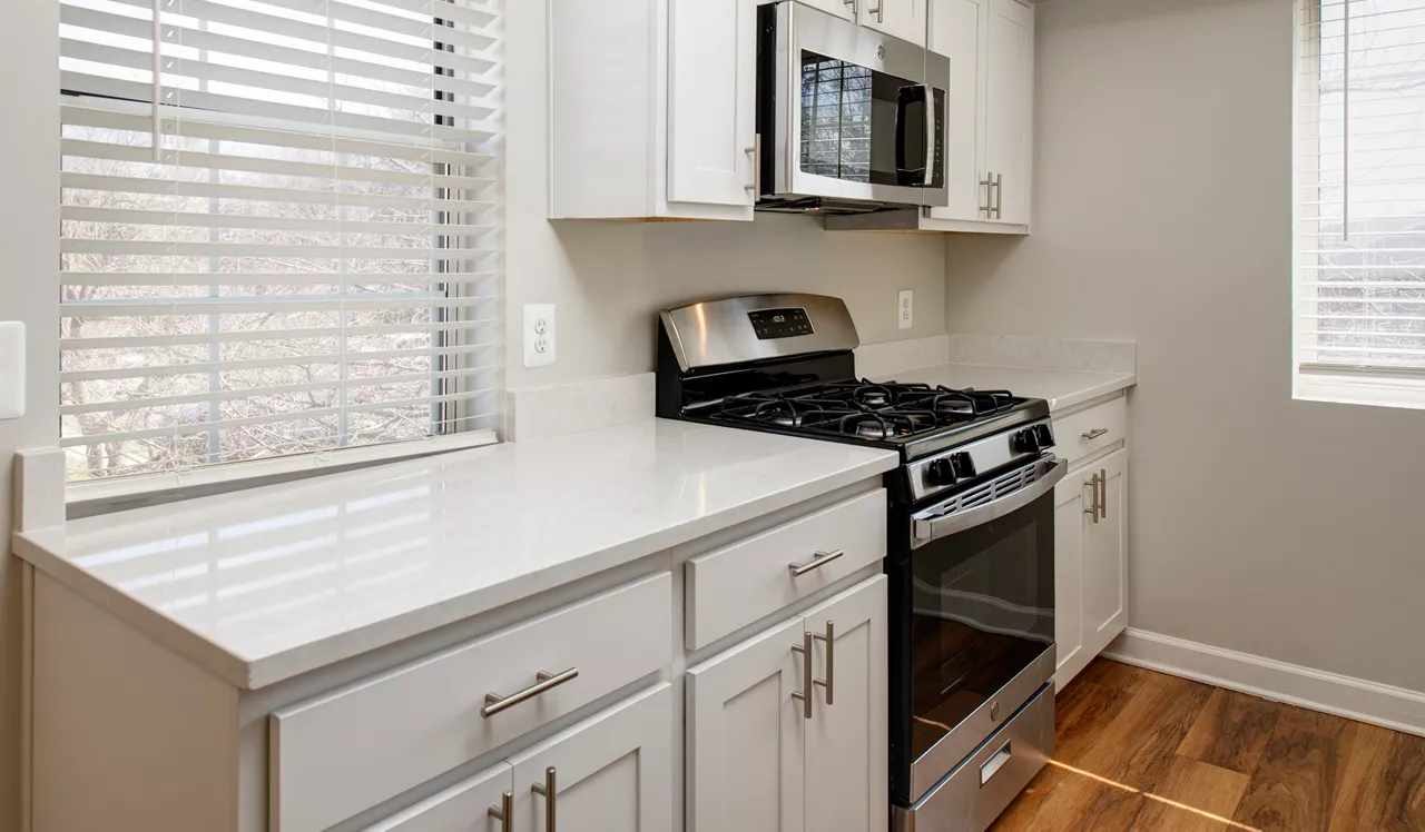 Foxchase - Alexandria, VA - kitchen
