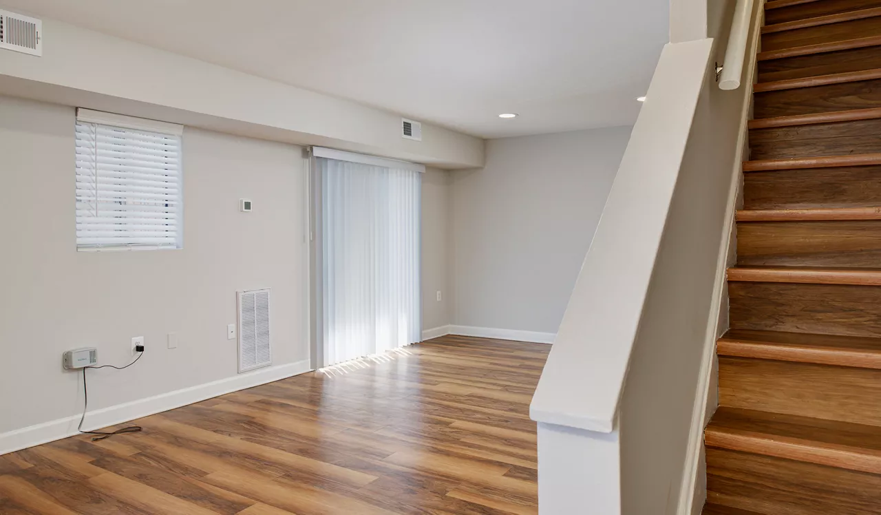 Foxchase - Alexandria, VA - living