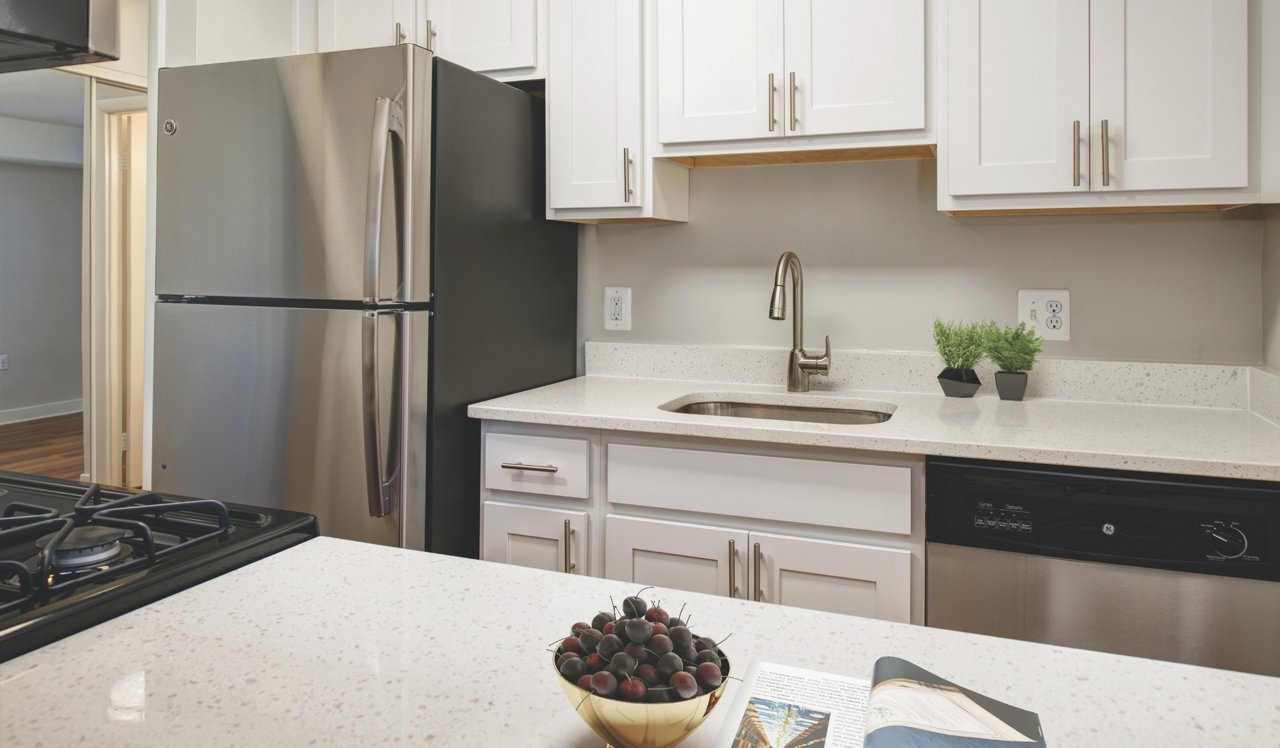 Foxchase Apartments - Alexandria VA - premier kitchen