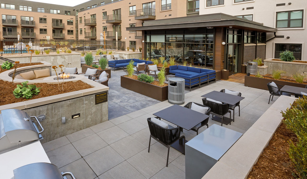 The Fremont Residences - Aurora, CO - courtyard