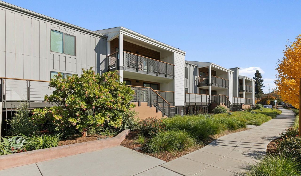 707 Leahy - Redwood City, CA - Exterior