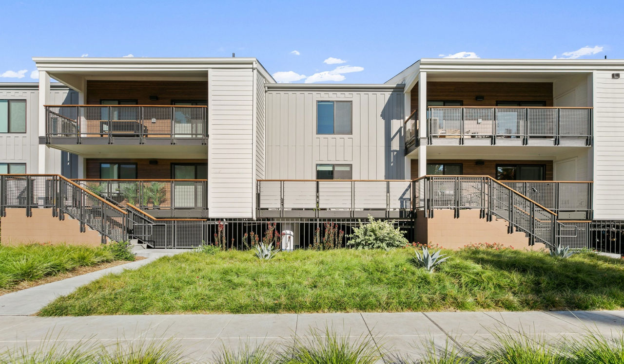 707 Leahy - Redwood City, CA - Exterior