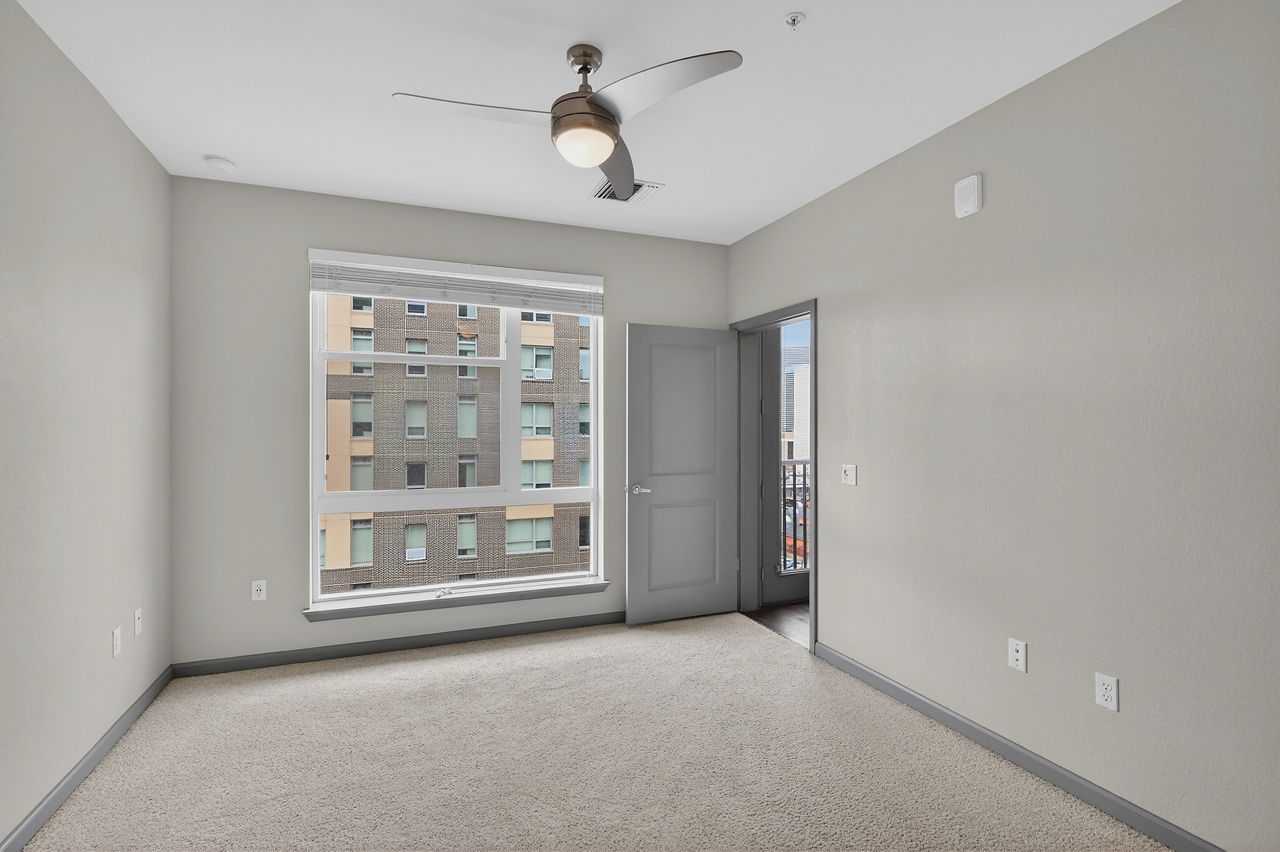 Arapahoe Square - Denver, CO - Bedroom