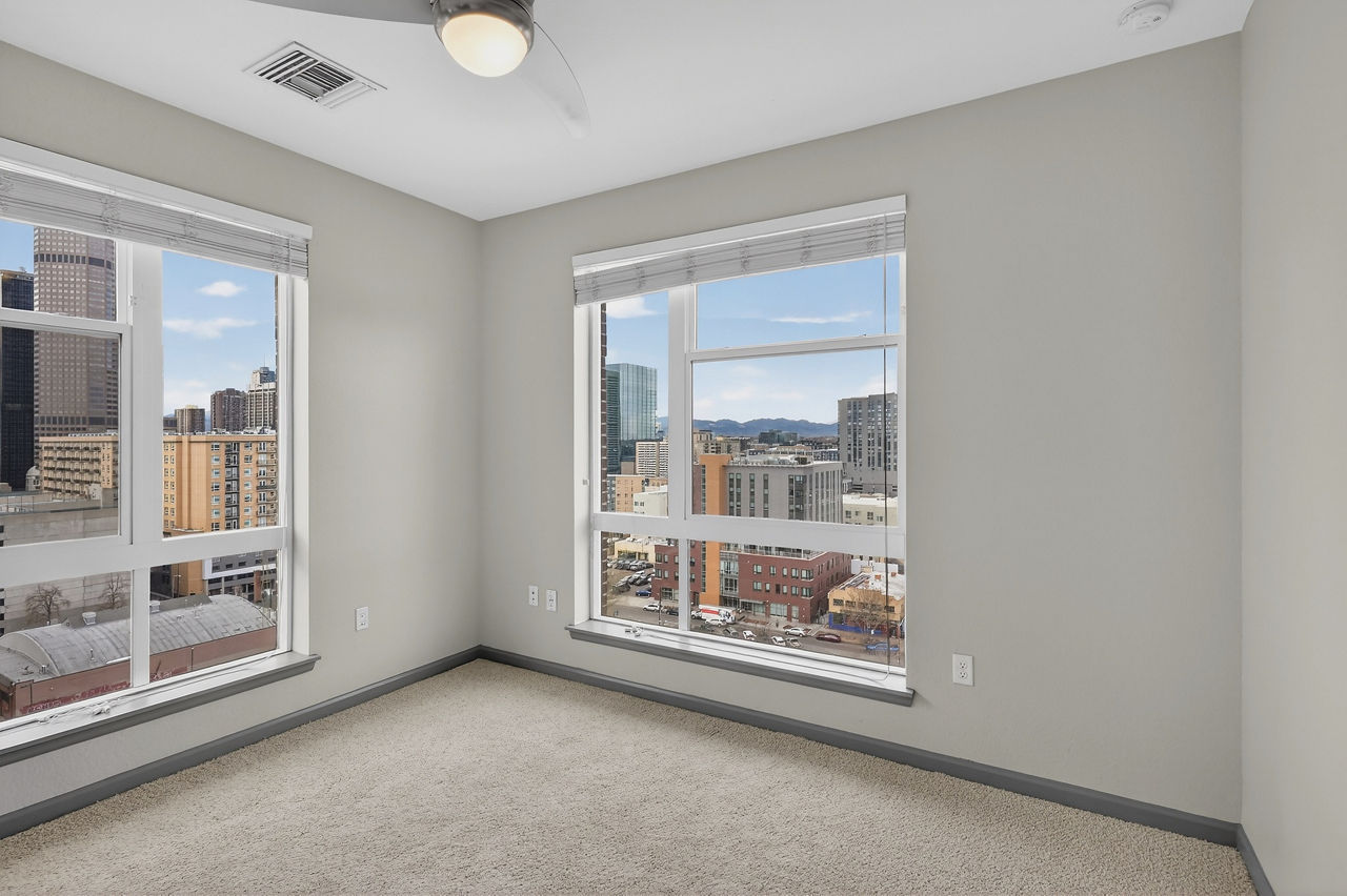 Arapahoe Square - Denver, CO - Bedroom