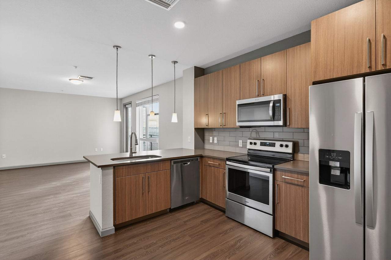 Arapahoe Square - Denver, CO - kitchen