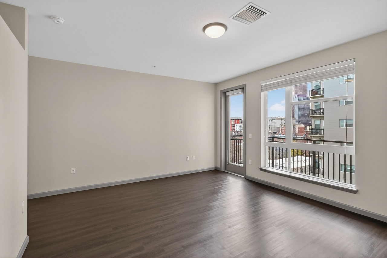 Arapahoe Square - Denver, CO - Living Room