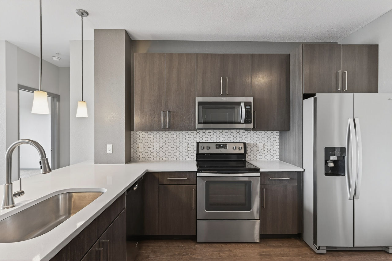 Arapahoe Square - Denver, CO - kitchen