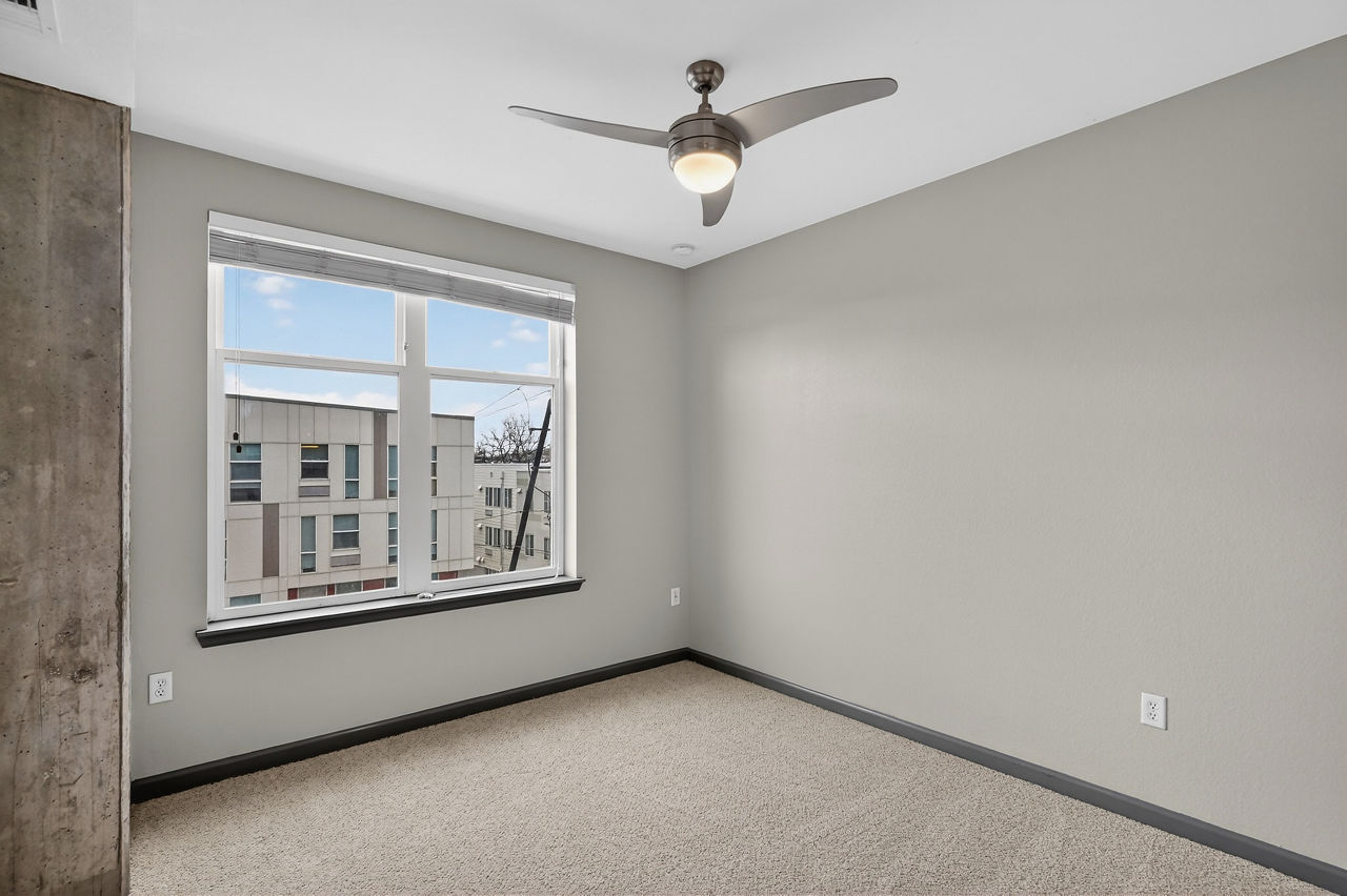 Arapahoe Square - Denver, CO - Bedroom