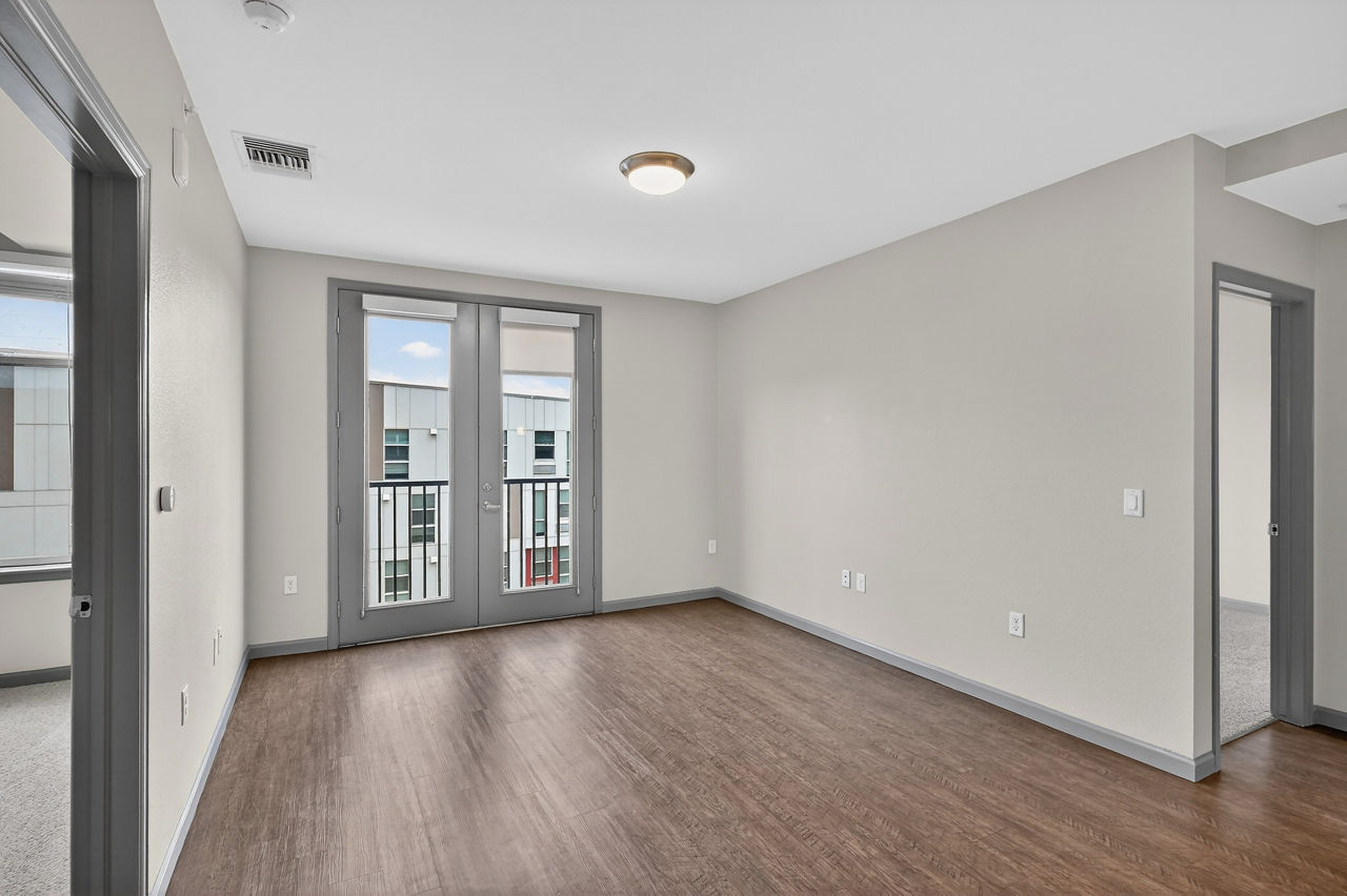 Arapahoe Square - Denver, CO - Living Room