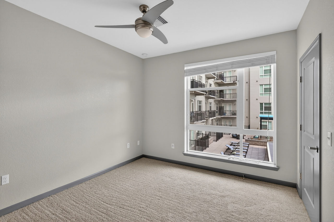 Arapahoe Square - Denver, CO - Bedroom