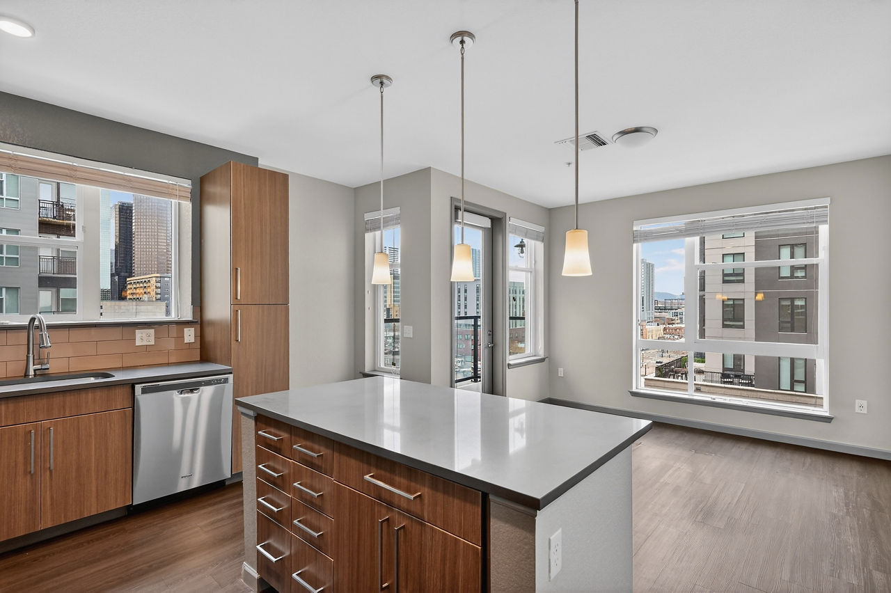 Arapahoe Square - Denver, CO - kitchen