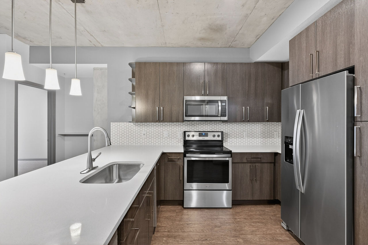 Arapahoe Square - Denver, CO - kitchen