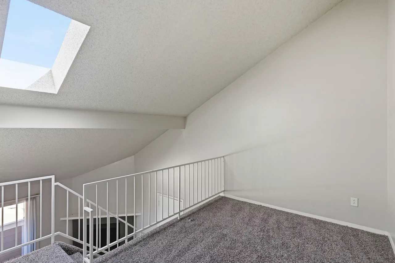 Avens Point - Thornton, CO - loft